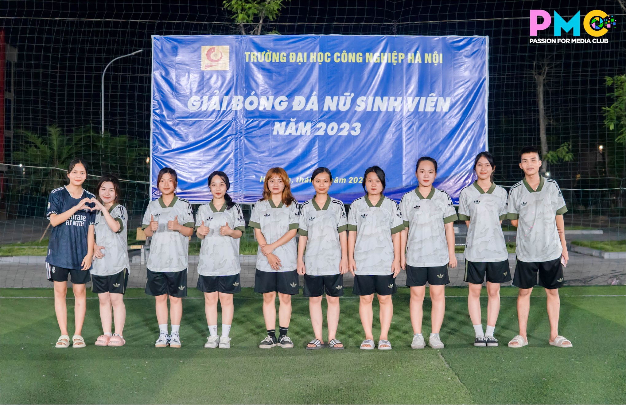 Sinh viên Kiểm toán 2 Vô địch chung kết giải bóng đá nữ sinh viên năm 2023.