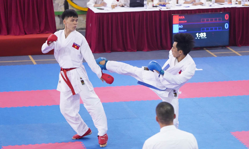 Đội tuyển Karate Trường Đại học Công nghiệp Hà Nội thi đấu ấn tượng tại Giải Vô địch Karate Các Trường Đại học, Học Viện và Cao đẳng khu vực Hà Nội năm 2023.