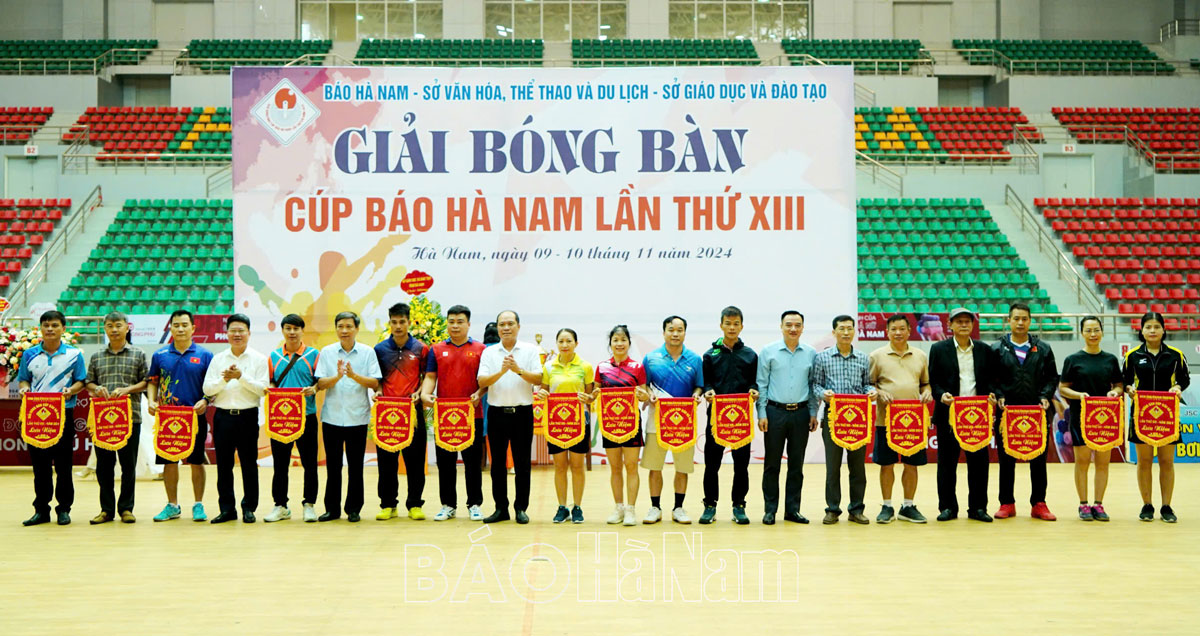 Bế mạc Giải Bóng bàn Cúp Báo Hà Nam lần thứ XIII năm 2024.