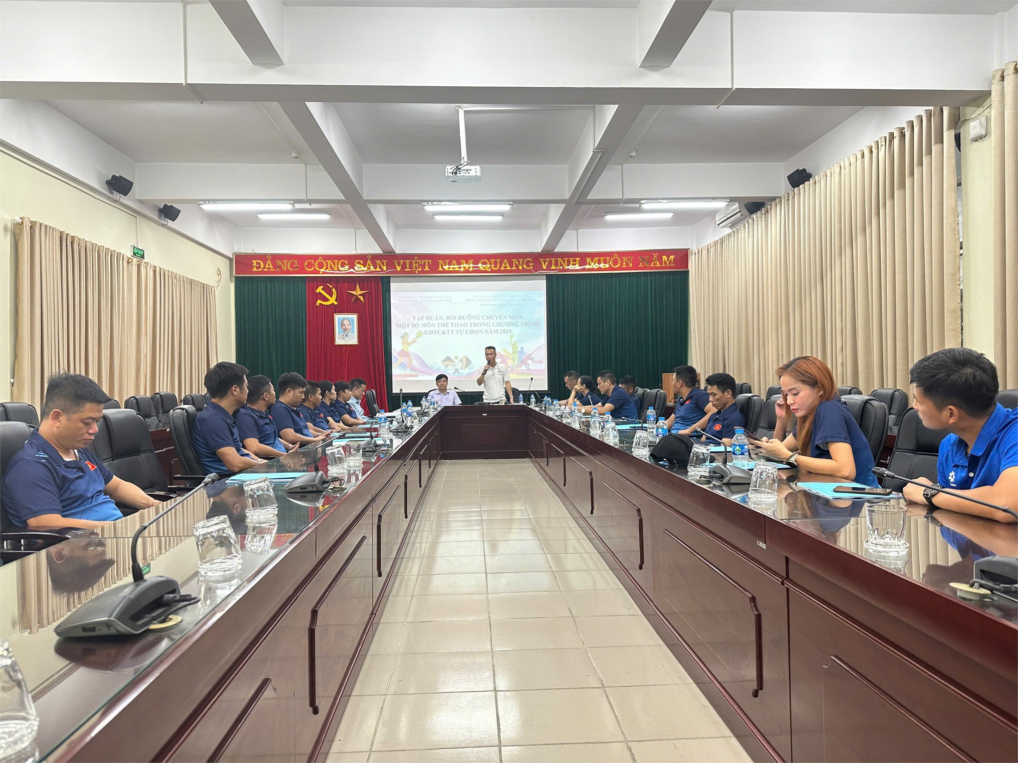 Tập huấn, bồi dưỡng chuyên môn một số môn thể thao trong chương trình GDTC tự chọn năm 2025